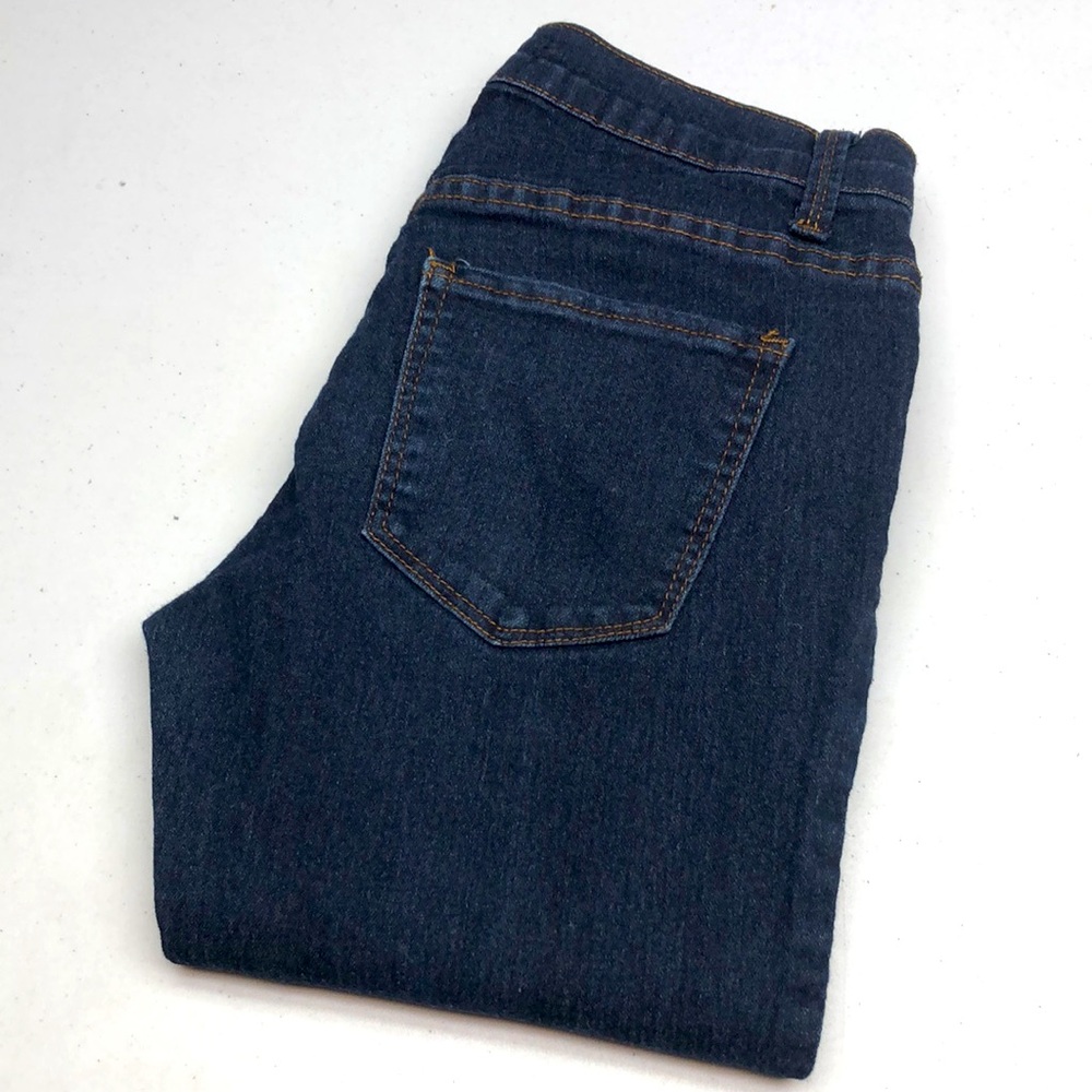 LIKE NEW FOREVER 21 SUPER STRETCH MID-RISE SKINNY JEANS 25x30 ⭐️